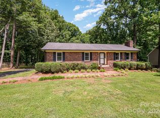 1887 Rock Springs Cir, Denver, NC 28037