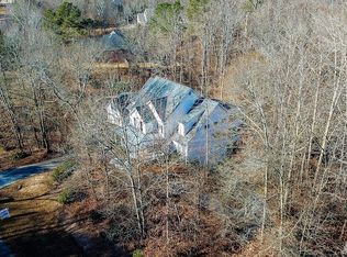 241 River Blf, Hoschton, GA 30548