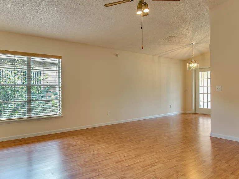 9928 Dean Cove Ln — Photo 17