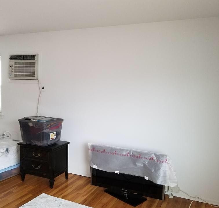 1st image of 18 Pleasant Ave Floor 2