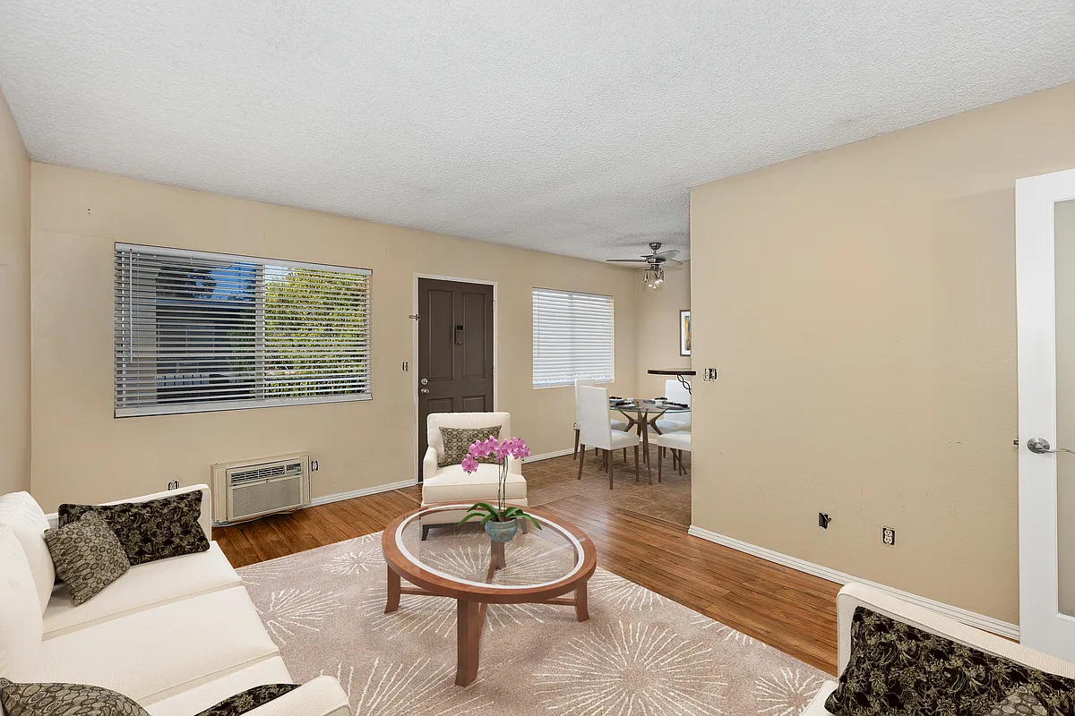 8150 Lemon Ave — Photo 2