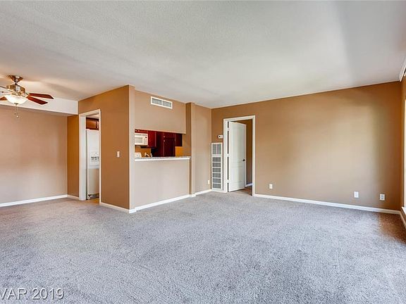 4th image of 669 Oakmont Ave Unit 3718