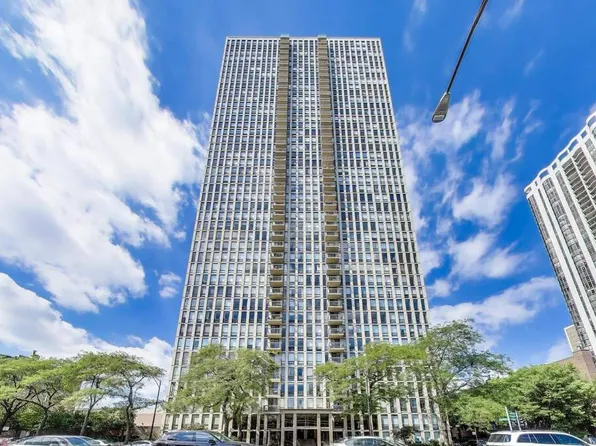 1660 N La Salle Dr APT 2502, Chicago, IL 60614