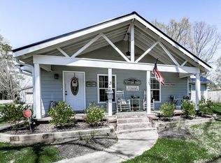 32 Richards Rd NE, White, GA 30184