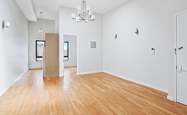 1st image of 435 Harman St #2