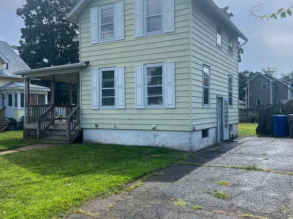 28 3rd St, Bristol, CT 06010