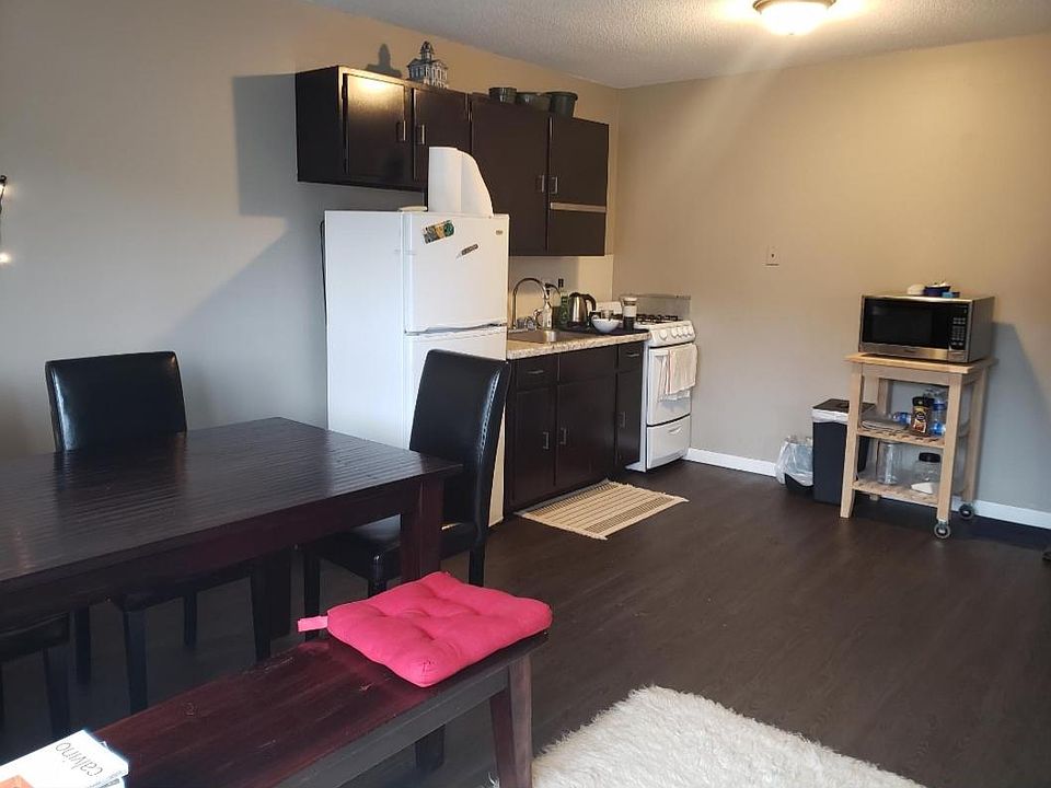 1st image of 1115 14th Ave SE APT 15