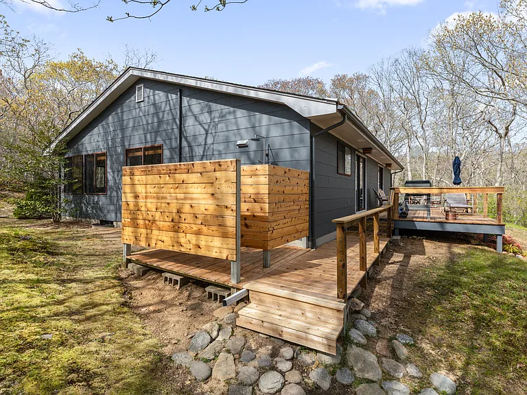19 Dogwood St — Photo 24
