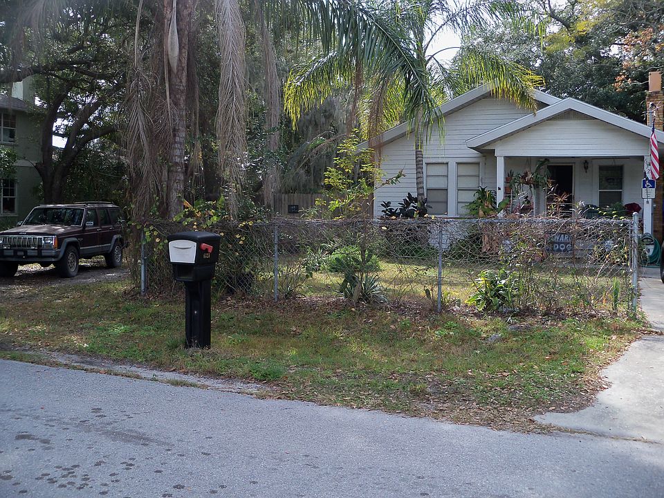 frontage 100 ft