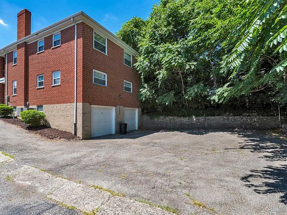 2nd image of 3970 N Fordham Pl