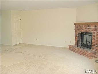 3rd image of 11968 Autumn Lakes Dr