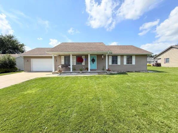 134 Michael St, Versailles, IN 47042