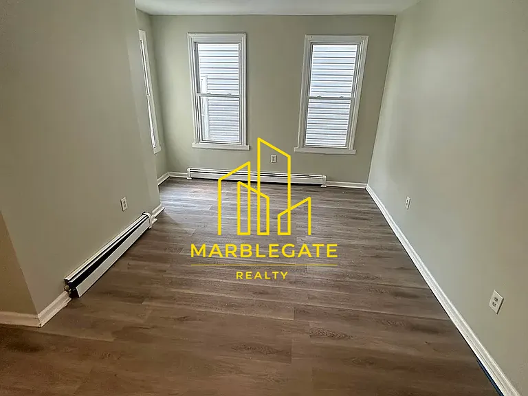 29 Taylor St #22 — Photo 2