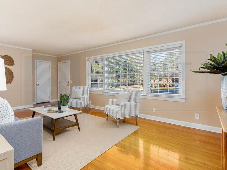 2532 Parkwood Dr — Photo 25