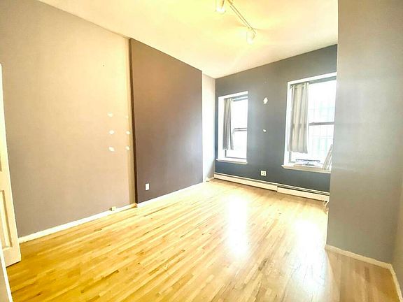 2nd image of 415 W 52nd St #A5