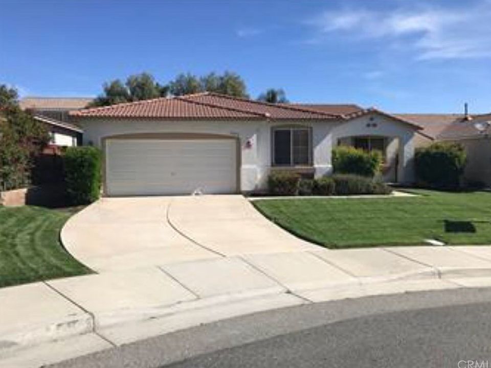 1st image of 15078 Hayden Ct