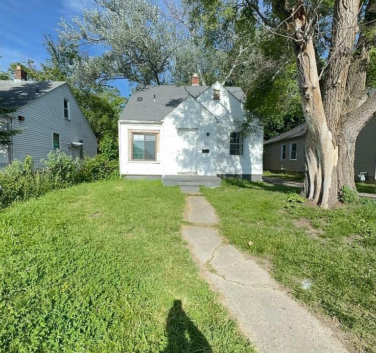 1st image of 9252 Fielding St