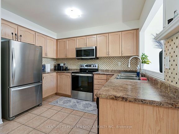 5th image of 479 Davos Rd