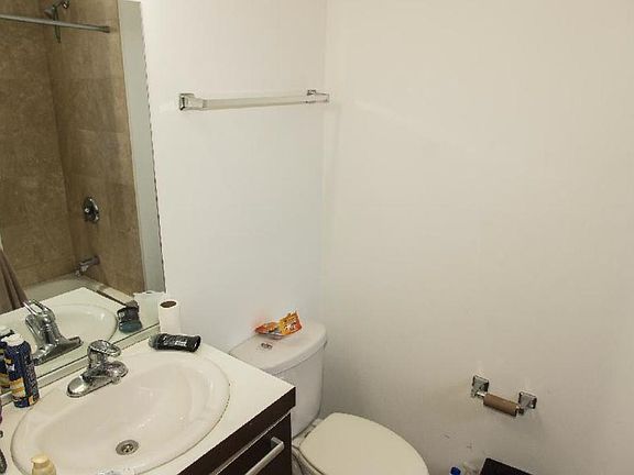 4th image of 5050 N Winthrop Ave #308