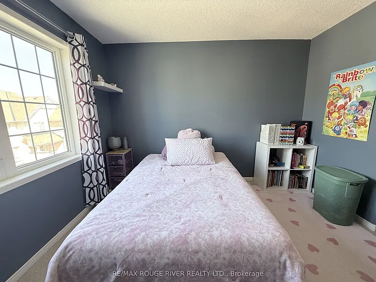 906 Audley Rd N — Photo 33