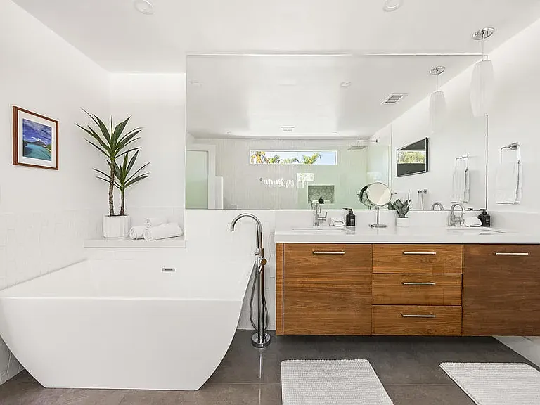 1160 E Marion Way — Photo 25