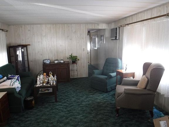 5th image of 22 Stella Dr