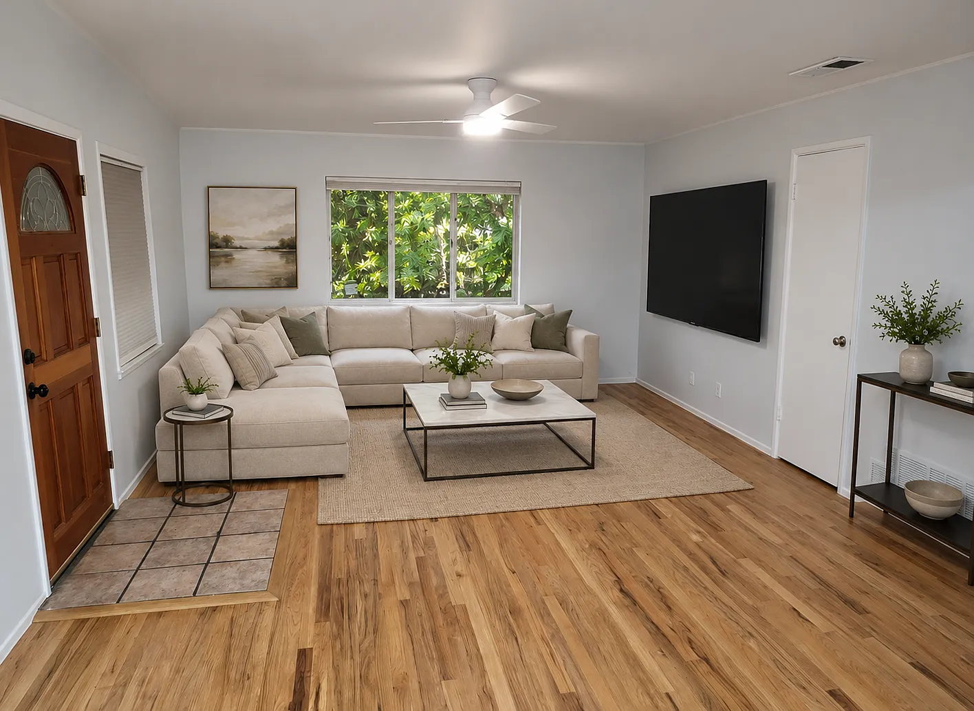 3 bed, 1054 sqft, $4,000 — Photo 2