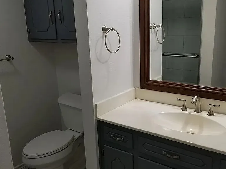 807 Saint Paul Ct — Photo 11