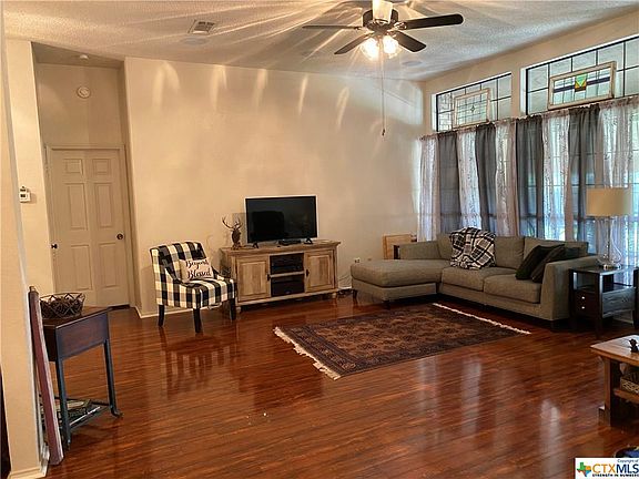 5th image of 609 Red Cloud Dr