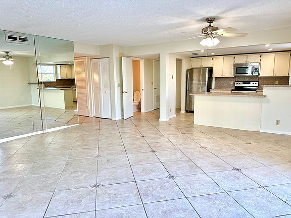 5th image of 720 N Dixie Hwy APT 506