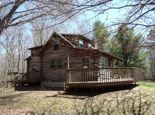 345 Winthrop Rd, Deep River, CT 06417