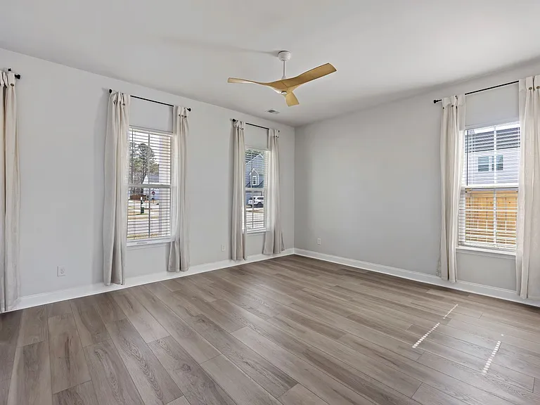 1014 Shore Lap St — Photo 12
