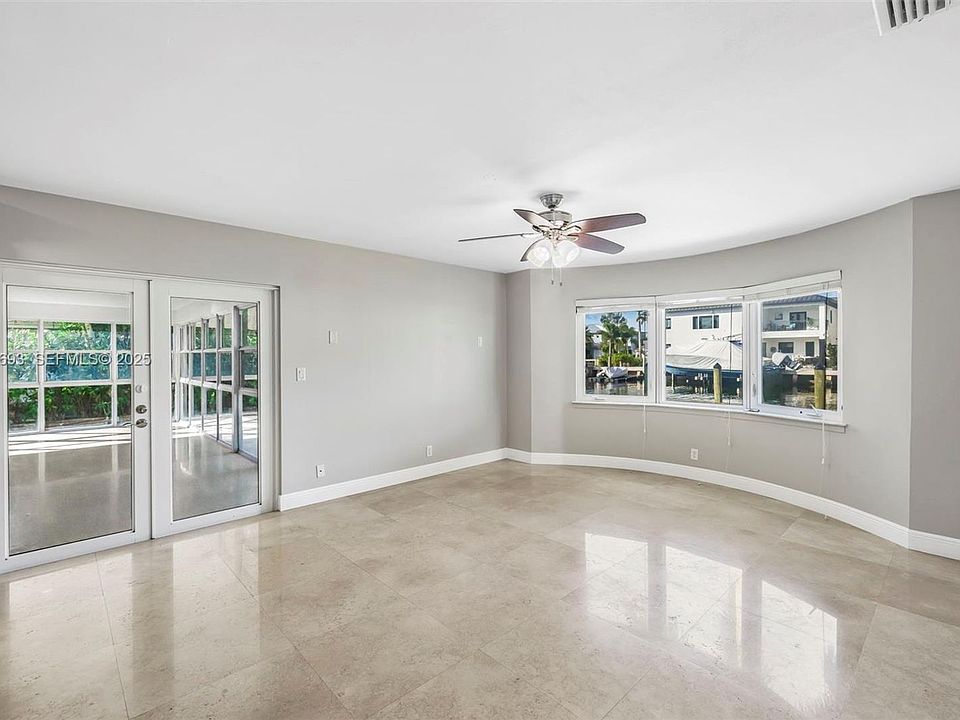 1st image of 633 Solar Isle Dr