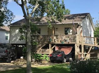 506 Oklahoma Ave, Bacliff, TX 77518