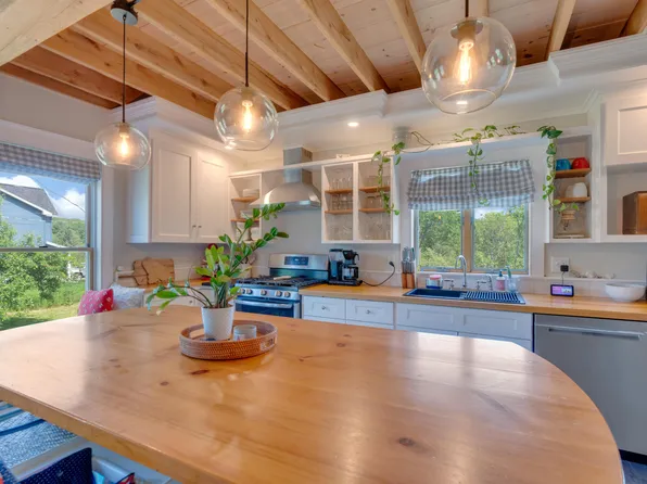 32 Jenkins Road, Saco, ME 04072