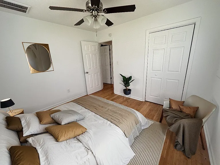 108 Guy St — Photo 9