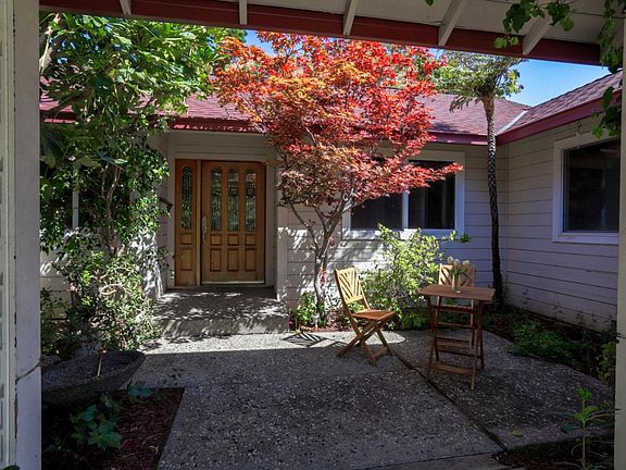 2nd image of 2337 Loma Park Ct