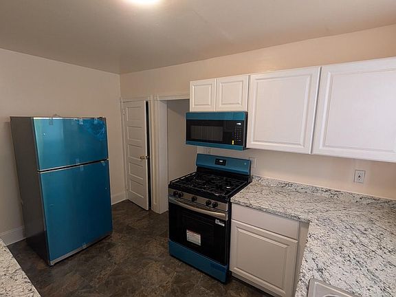 4th image of 131 W 29th St