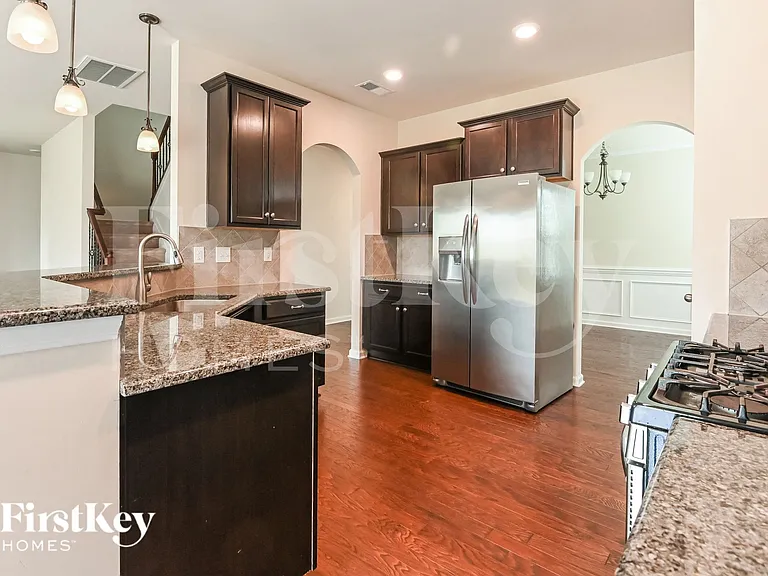 11607 Gilroy Ln — Photo 5