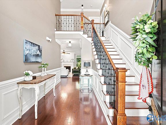 3rd image of 103 Horizon View Ct