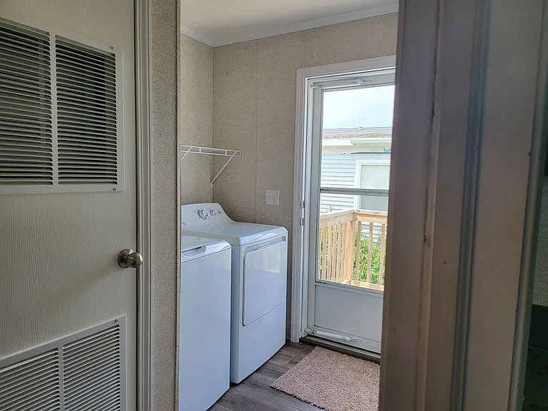 Willowbrook Place — Photo 37