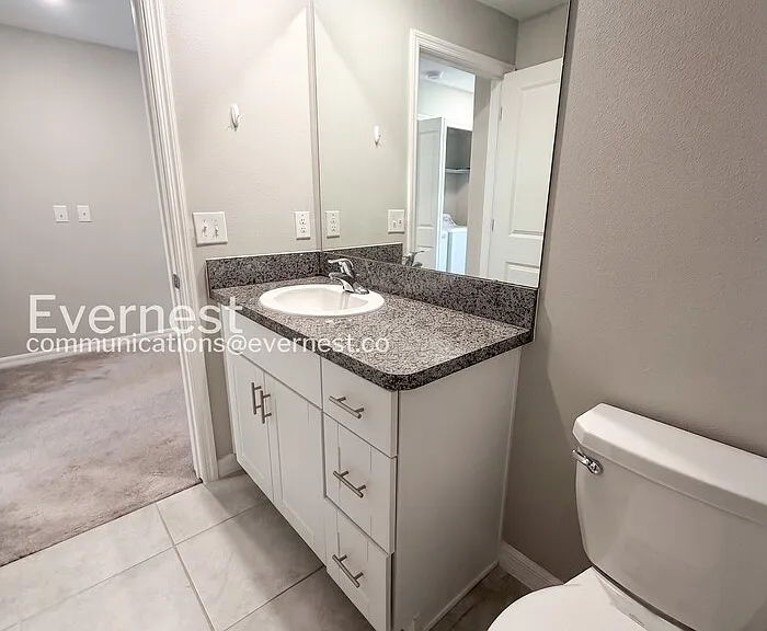 946 Royal Empress Dr — Photo 20