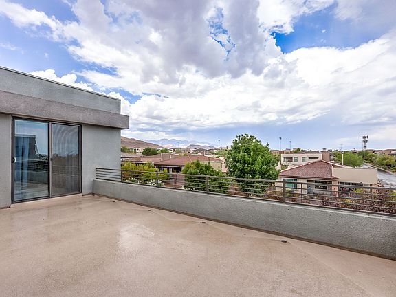 3rd image of 10226 Jade Gardens Dr