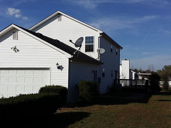 4th image of 411 Bertha Way