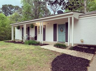 2116 Roslyn Dr, Birmingham, AL 35216