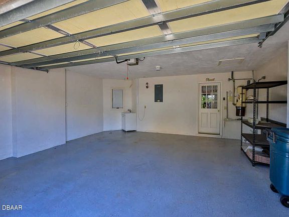 4th image of 2922 Sea Oats Cir