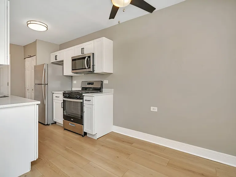 Parkside Apartments — Photo 30