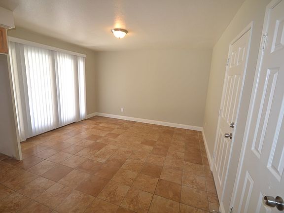 4th image of 23826 Adamsboro Dr