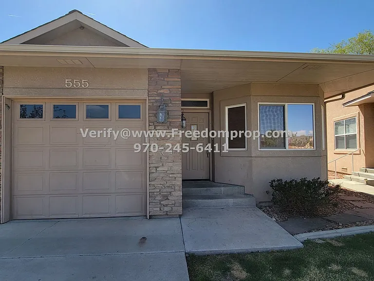 555 Garden Grove Ct — Photo 1