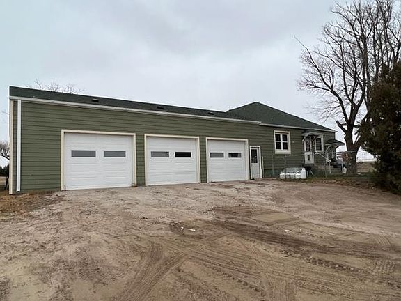 5th image of 33145 Road 768